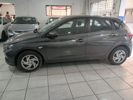 2021-Hyundai-i20-14-Fluid_9