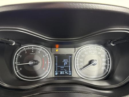 2022-Toyota-Urban-Cruiser-15-Xs-Auto_2