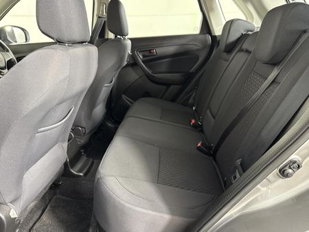 2022-Toyota-Urban-Cruiser-15-Xs-Auto_3