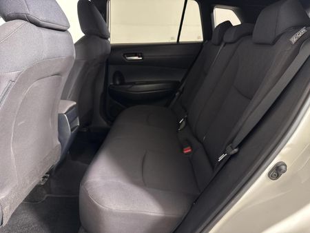 2024-Toyota-Corolla-Cross-18-XI_3