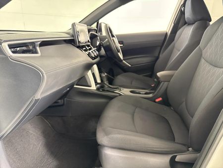 2024-Toyota-Corolla-Cross-18-XI_8