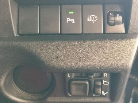 2025-Suzuki-Jimny-15-GLX-AllGrip-5-Door-Auto_23