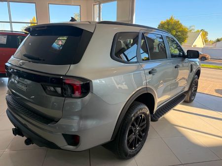 2026-Ford-Everest-20-Sit-Active-Auto_3