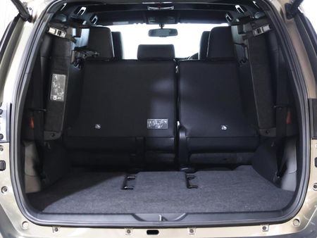 2025-Toyota-Fortuner-28-GD-6-4x4-Auto_12