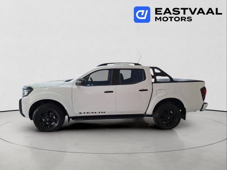2026-Nissan-Navara-25DDTi-Stealth-Auto_2
