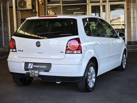 2008-Volkswagen-Polo-16-Trendline_12