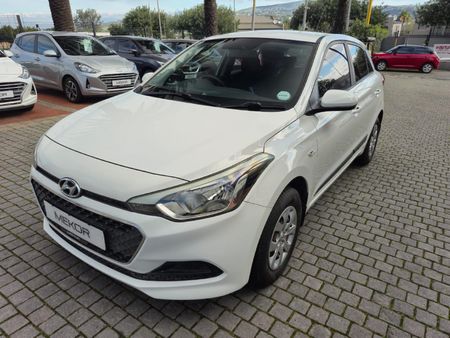 2018-Hyundai-i20-12-Motion_6