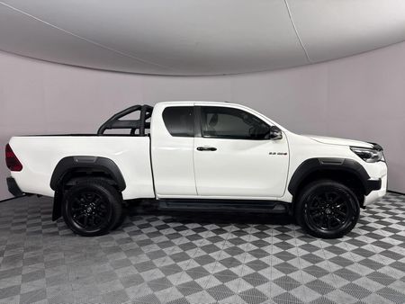 2021-Toyota-Hilux-28-GD-6-Raised-Body-Legend-Auto-Extended-Cab_13