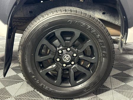 2021-Toyota-Hilux-28-GD-6-Raised-Body-Legend-Auto-Extended-Cab_5