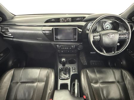 2019-Toyota-Hilux-28-GD-6-Raised-Body-Auto-Raider-Double-Cab_1