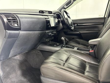 2019-Toyota-Hilux-28-GD-6-Raised-Body-Auto-Raider-Double-Cab_8