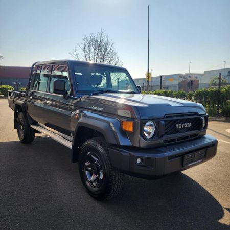 2026-Toyota-Land-Cruiser-79-42-D-Double-Cab_2