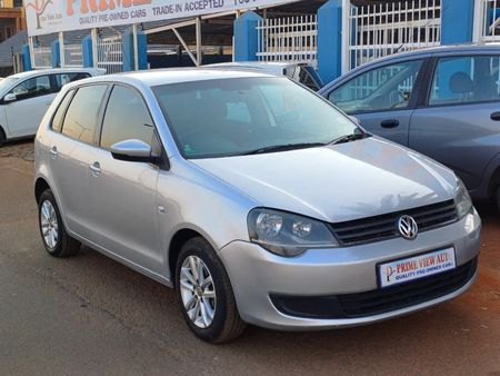 2015-Volkswagen-Polo-Vivo-GP-14-Trendline-5-dr_0