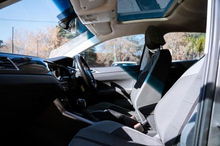 2021-Volkswagen-Polo-10-TSI-Highline-Auto-85kW_16