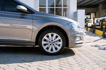 2021-Volkswagen-Polo-10-TSI-Highline-Auto-85kW_26