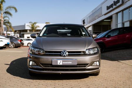 2021-Volkswagen-Polo-10-TSI-Highline-Auto-85kW_2