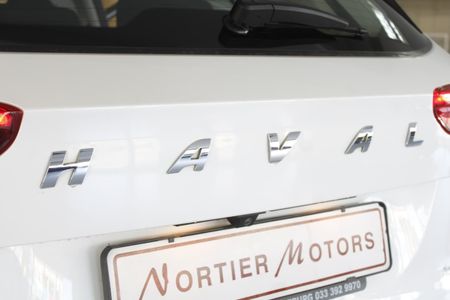 2023-Haval-Jolion-15T-Premium-Auto_9