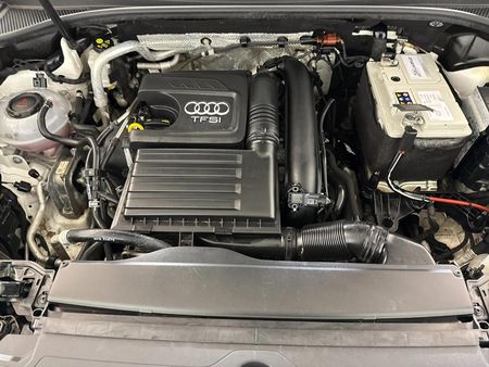 2020-Audi-Q3-14-TFSI-S-Line-35-TFSI_13