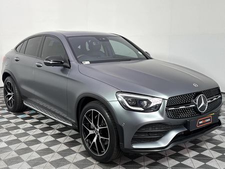 2021-Mercedes-Benz-GLC-Coupe-300d-4Matic_15