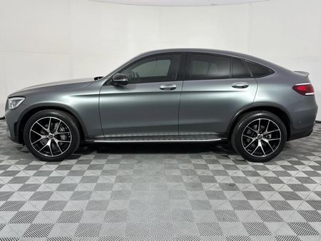 2021-Mercedes-Benz-GLC-Coupe-300d-4Matic_18