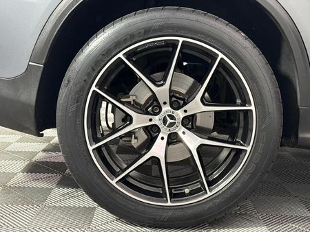 2021-Mercedes-Benz-GLC-Coupe-300d-4Matic_7