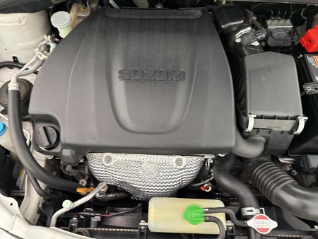 2011-Suzuki-SX4-20-Auto_11
