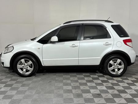 2011-Suzuki-SX4-20-Auto_17