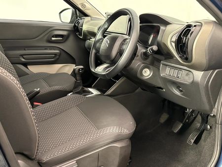 2025-Citroen-C3-12-Feel_9