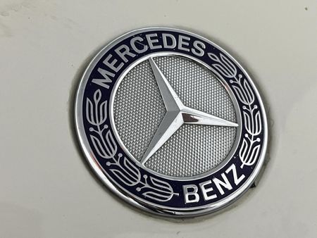 2015-Mercedes-Benz-GLA-200-Auto_10