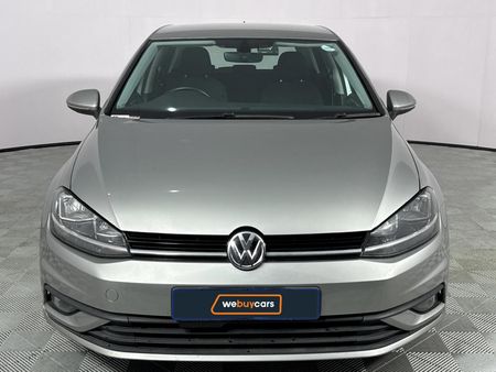 2017-Volkswagen-Golf-VII-10-TSI-Trendline_15