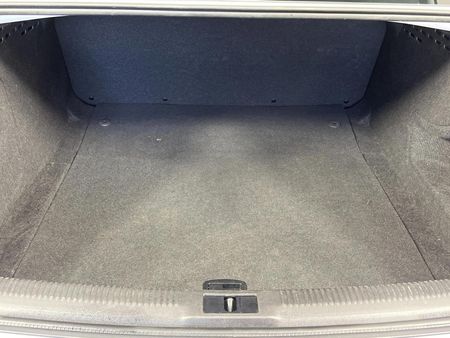 2010-Audi-A4-18-T-Attraction-Auto_13