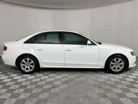 2010-Audi-A4-18-T-Attraction-Auto_16
