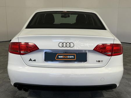 2010-Audi-A4-18-T-Attraction-Auto_17