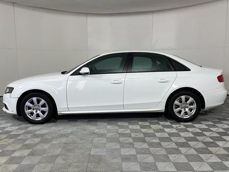 2010-Audi-A4-18-T-Attraction-Auto_18