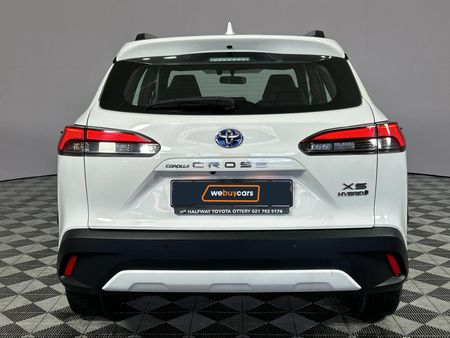 2024-Toyota-Corolla-Cross-18-XS-Hybrid_18