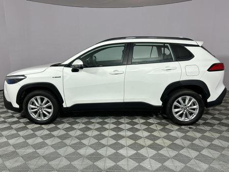 2024-Toyota-Corolla-Cross-18-XS-Hybrid_19