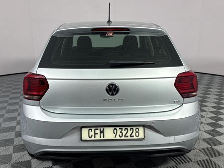 2021-Volkswagen-Polo-10-TSI-Highline-Auto-85kW_18