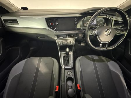 2021-Volkswagen-Polo-10-TSI-Highline-Auto-85kW_1