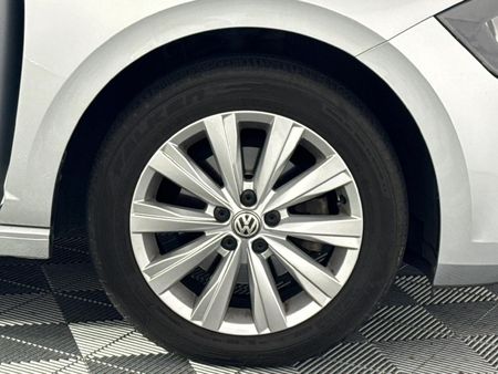 2021-Volkswagen-Polo-10-TSI-Highline-Auto-85kW_5