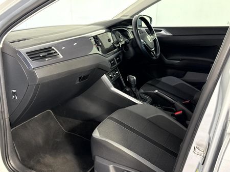 2021-Volkswagen-Polo-10-TSI-Highline-Auto-85kW_8