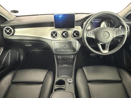 2016-Mercedes-Benz-GLA-220-CDI-Auto-4Matic_1