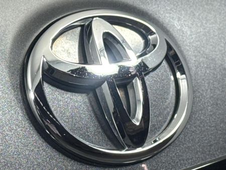 2023-Toyota-Fortuner-28-GD-6-4x4-VX-Auto_11
