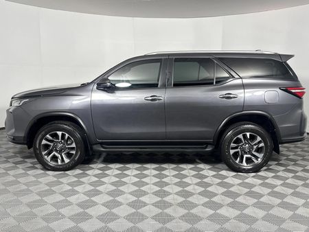 2023-Toyota-Fortuner-28-GD-6-4x4-VX-Auto_19