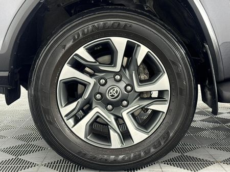 2023-Toyota-Fortuner-28-GD-6-4x4-VX-Auto_4