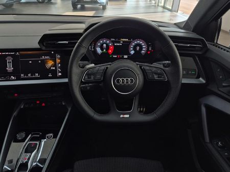 2025-Audi-A3-Sportback-35-TFSI-Black-Edition-Auto_6