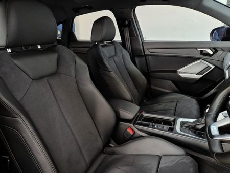 2025-Audi-Q3-Sportback-Black-Edition-35-TFSI_10