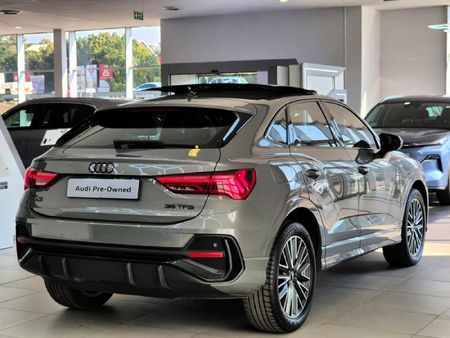 2025-Audi-Q3-Sportback-Black-Edition-35-TFSI_16