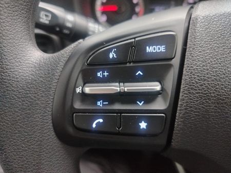 2025-Hyundai-Grand-i10-10-Motion_12
