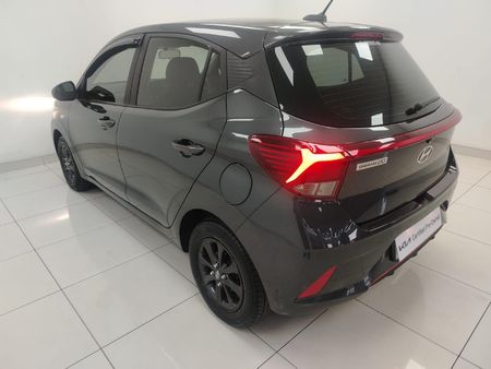 2025-Hyundai-Grand-i10-10-Motion_25