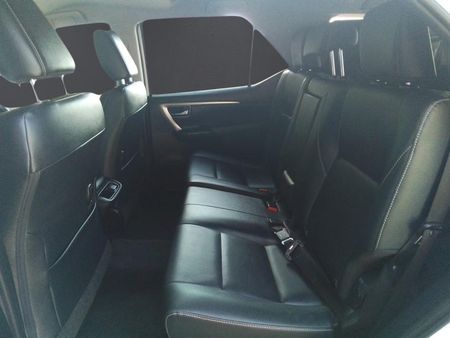 2025-Toyota-Fortuner-24-GD-6-RB-Auto_12